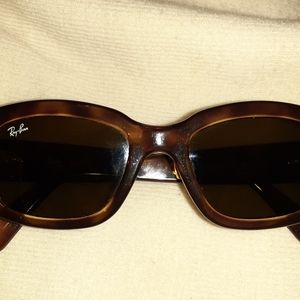 Rayban sunglasses women's tortoise.